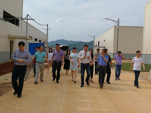 我院課題組赴漣源市開展《婁底資源型城市轉(zhuǎn)型升級，深化供給側(cè)結(jié)構(gòu)性改革》課題調(diào)研