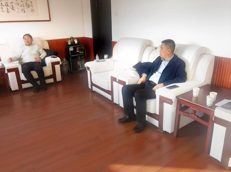 李文輝院長(zhǎng)一行赴泊頭市調(diào)研座談